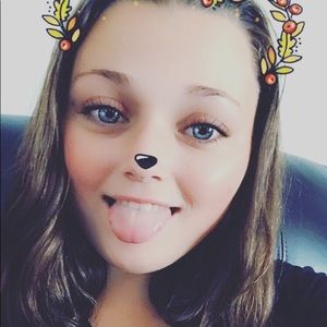 Meet your Posher, Kendra